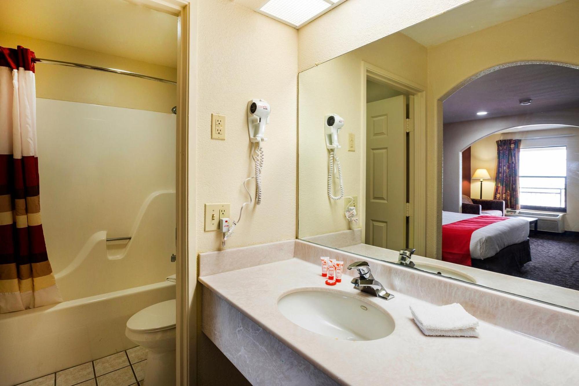 Oyo Hotel Lsu Port Allen Εξωτερικό φωτογραφία