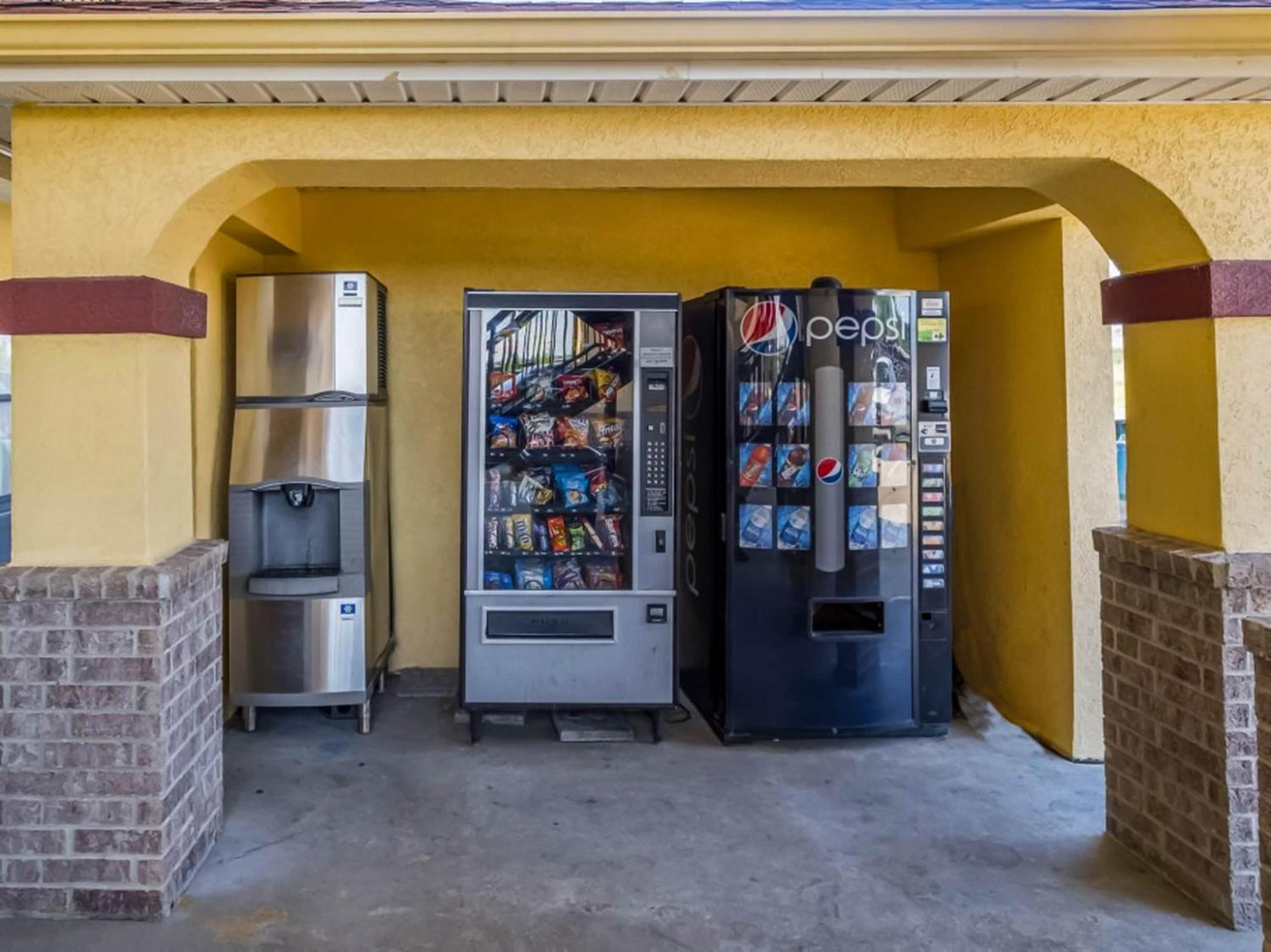 Oyo Hotel Lsu Port Allen Εξωτερικό φωτογραφία